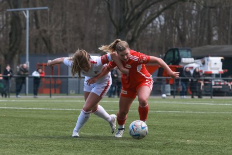 Those who saw it spoke of her goal in hushed tones. Dina Orschmann against Köln II