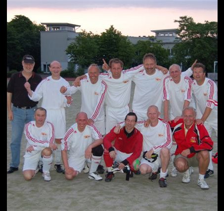 U19 belegt vierten Platz in Stemwede  | AK-40 steigt auf