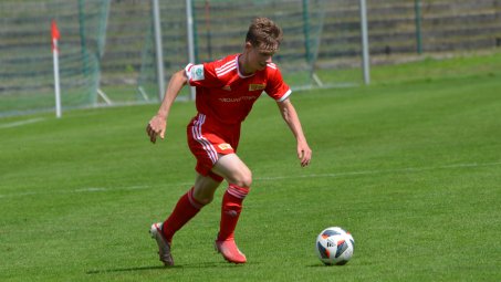 U19 empfängt Jung-Wölfe