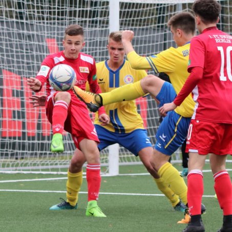 U19 unterliegt Dresden mit 5:1, U17 schießt 3:3 in letzter Minute