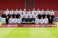 Überraschung: Ein Neuer auf dem Mannschaftsfoto?