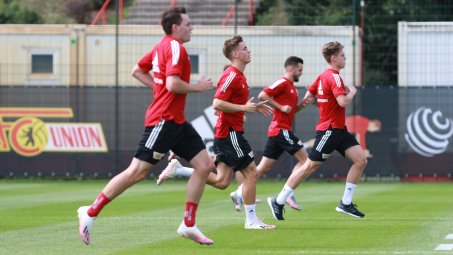 Union-Profis zurück am Stadion An der Alten Försterei