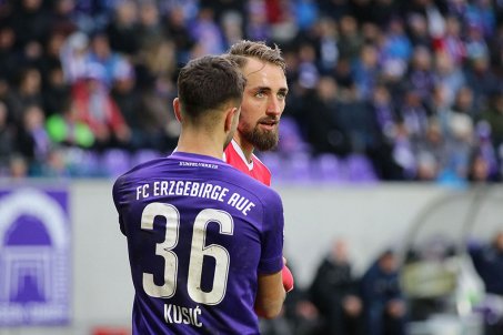 Union testet bei den Veilchen