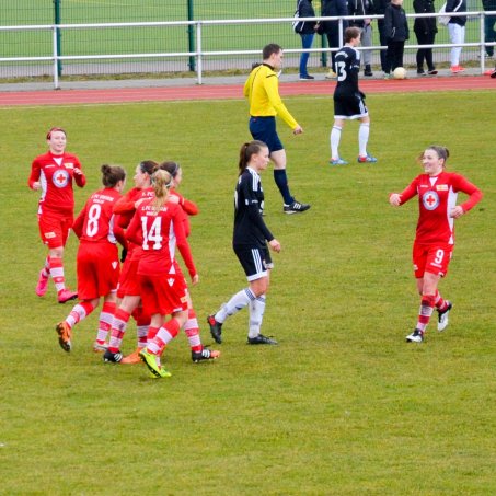 Union weiter an der Tabellenspitze