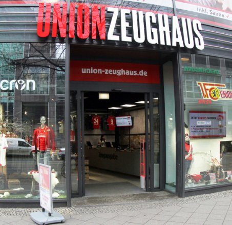 Union_Zeughaus_Bahnhofstrasse_Berlin_Koepenick.jpg