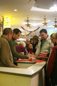 Unionbuch mit DVD im Allende Center