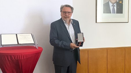 Verdienstkreuz am Bande für Jochen Lesching