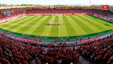 Volles Haus zum Bundesliga-Auftakt