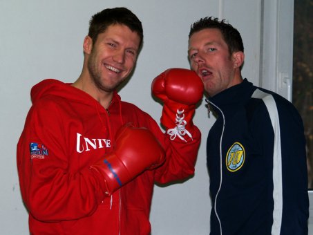 Volles Samstags-Programm: Training, Autogrammstunde, Box-Gala