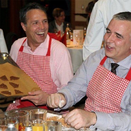 (Vor-)Weihnachtsfeier: Union bastelt, kocht und backt