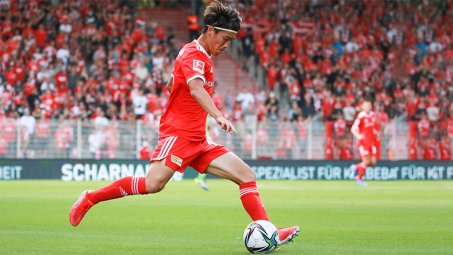 Wednesday friendly against Widzew Lodz