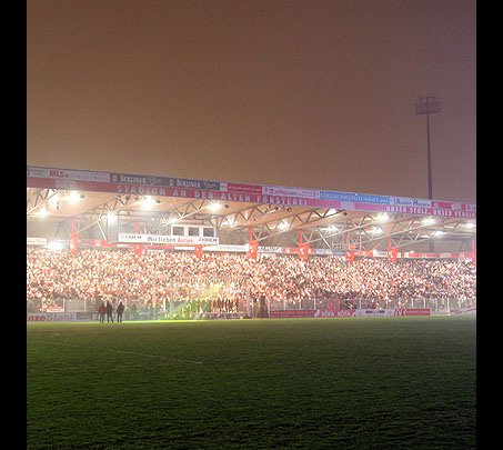 Weihnachten bei Union: Über 10.000 Menschen beim Weihnachtssingen im Stadion An der Alten Försterei