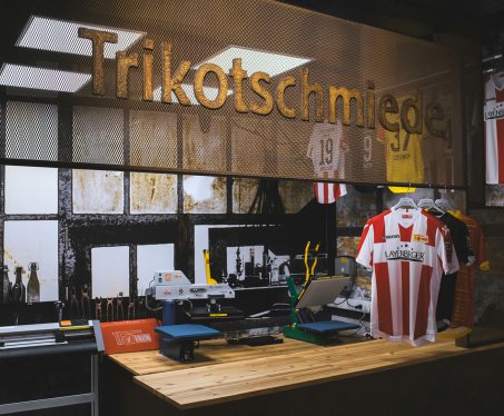 Zeughaus Bahnhofstraße - Trikotschmiede