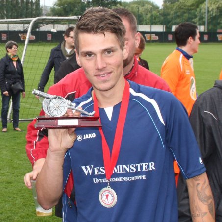 obst.de bezwingt Traditionsmannschaft und holt Union-Sponsoren-Cup 2013